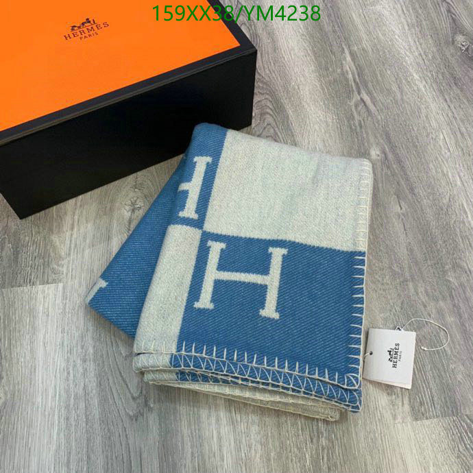 He*rm*es-》Scarf Code: YM4238