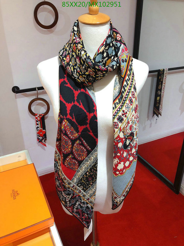 He*rm*es-》Scarf Code: MX102951