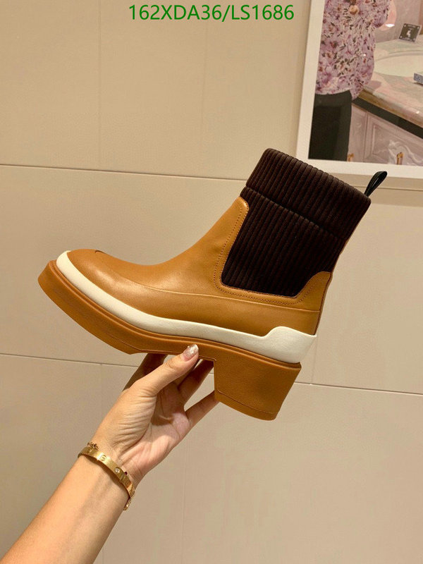 Boots-》Women Shoes Code: LS1686