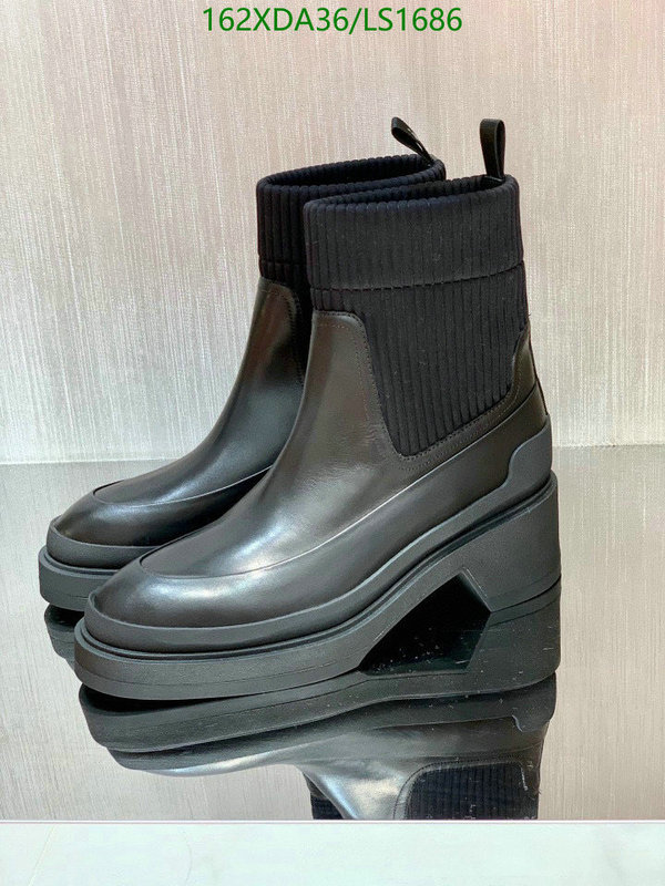 Boots-》Women Shoes Code: LS1686