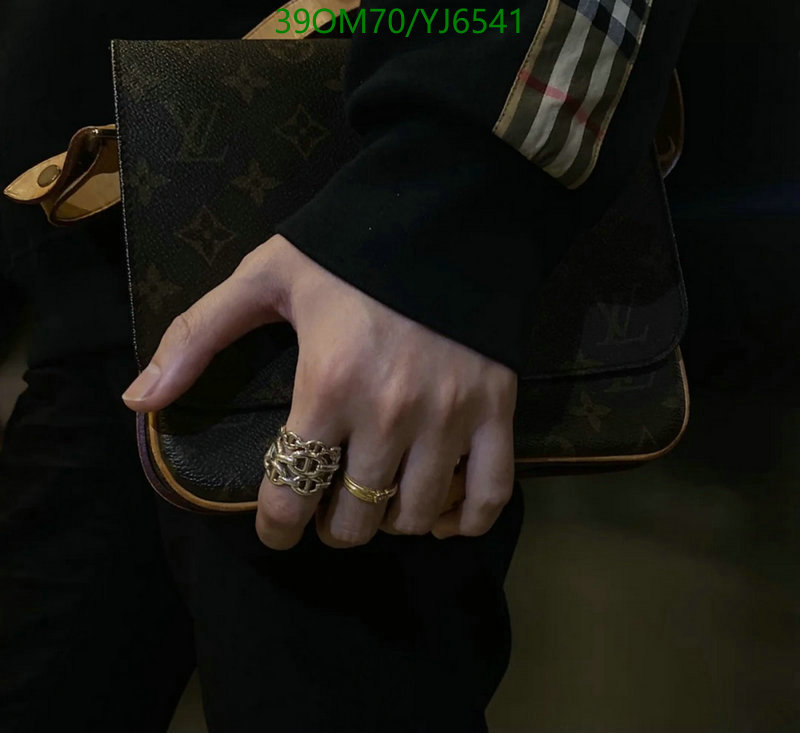 He*rm*es-》Jewelry Code: YJ6541