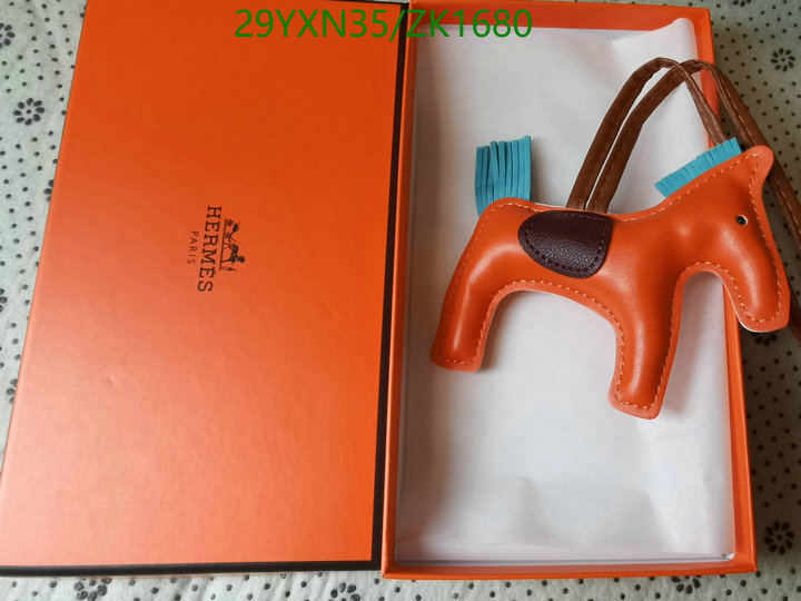 He*rm*es-》Key pendant Code: ZK1680