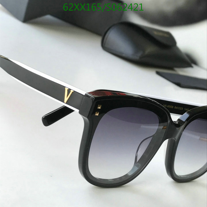 YUPOO-Valentino Couples Glasses Code: G062421