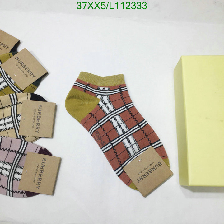 YUPOO-Burberry brand Sock Code: L112333