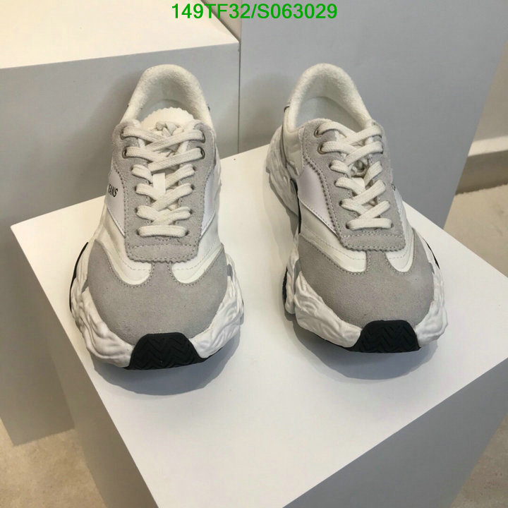 YUPOO-Calvin Klein men's and women's shoes Code: S063029