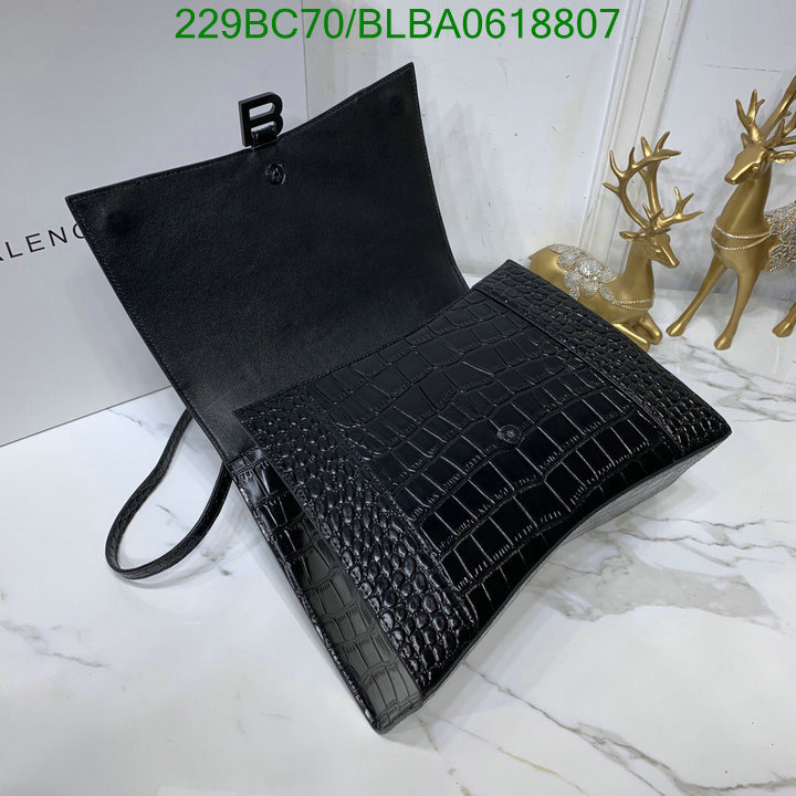 YUPOO-Balenciaga bags Code:BLBA0618807