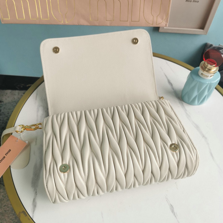 Miu Miu bags 5BA064