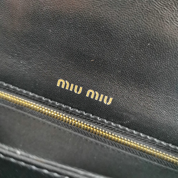Miu Miu bags 5BD083