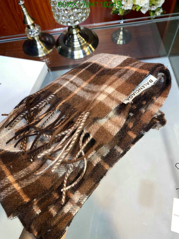 YUPOO-Balenciaga Warm Scarf Code: M110245