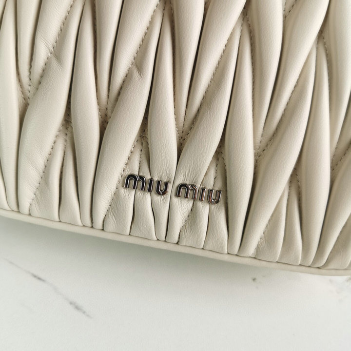 Miu Miu bags 5BA200