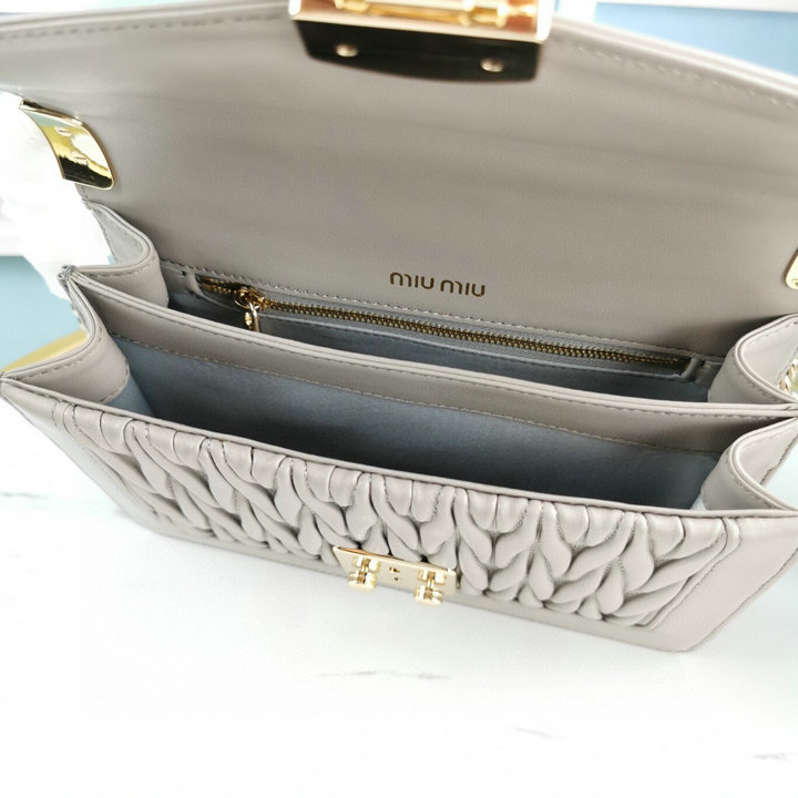 Miu Miu bags 5BD083