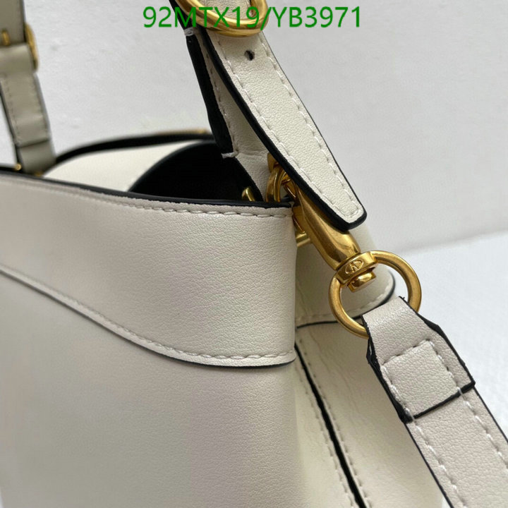 YUPOO-Valentine bag Code: YB3971 $: 92USD