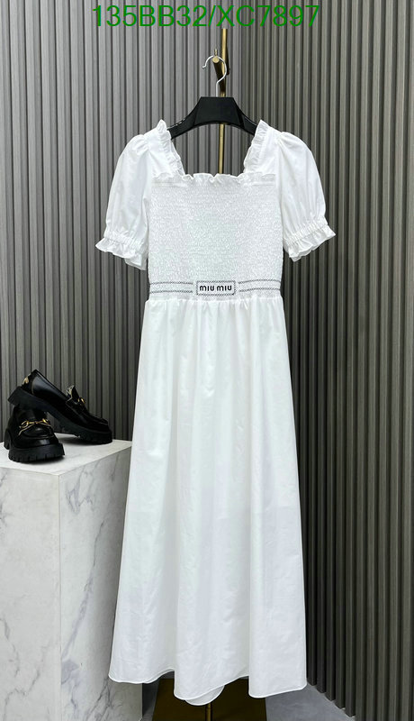 MIUMIU-Clothing Code: XC7897 $: 135USD