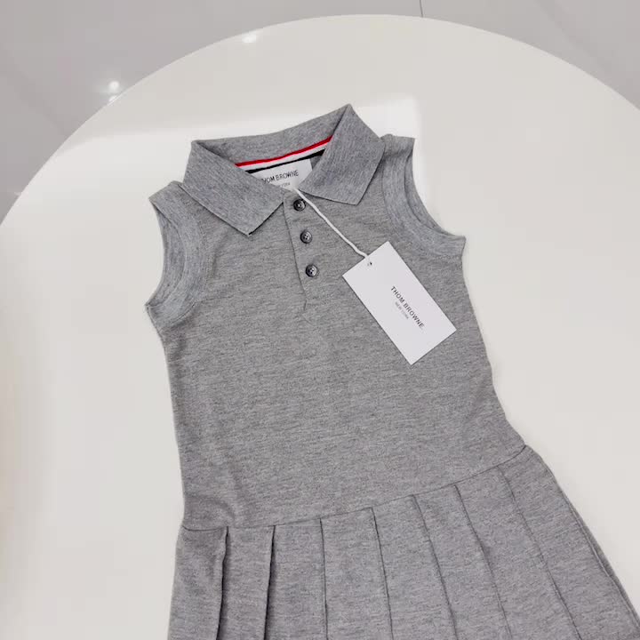 Thom Browne-Kids clothing Code: XC8035 $: 37USD