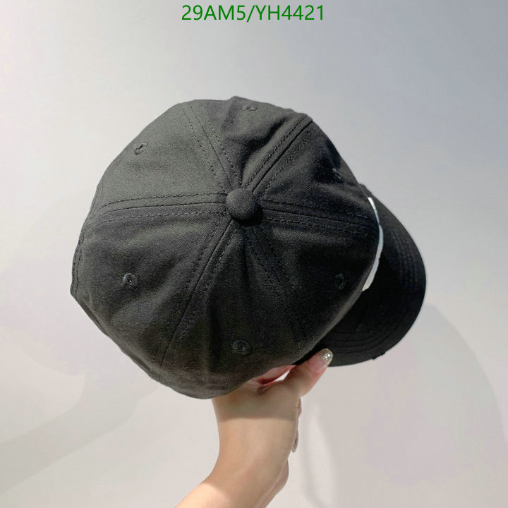 Celine-Cap (Hat) Code: YH4421 $: 29USD