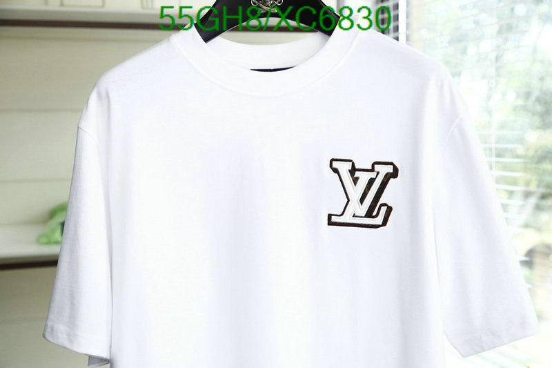 LV-Clothing Code: XC6830 $: 55USD