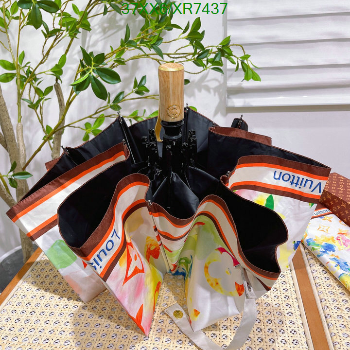 LV-Umbrella Code: XR7437 $: 37USD