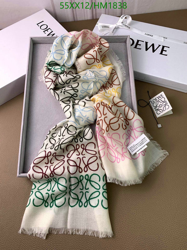 Loewe-Scarf Code: HM1838 $: 55USD