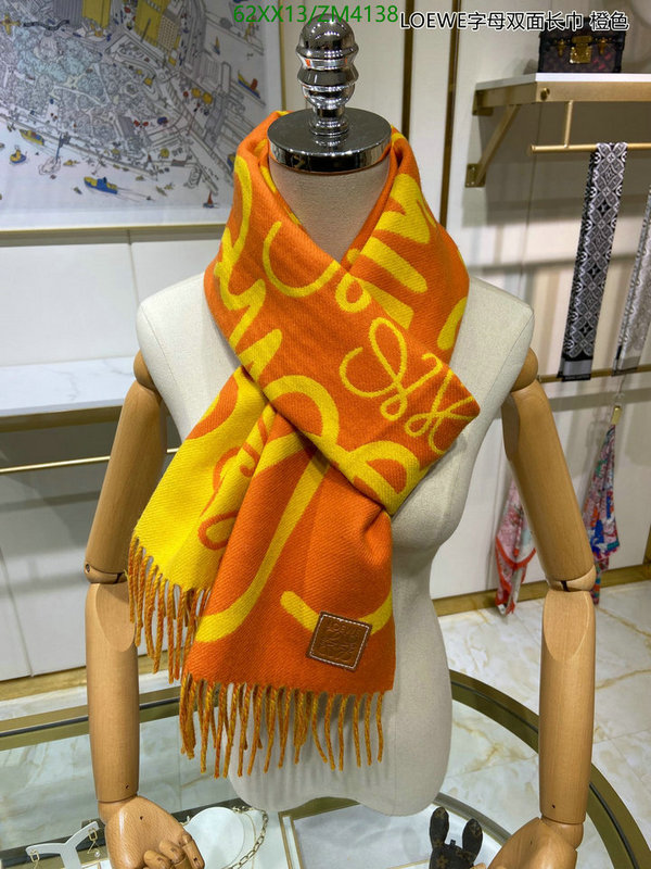 Loewe-Scarf Code: ZM4138 $: 62USD