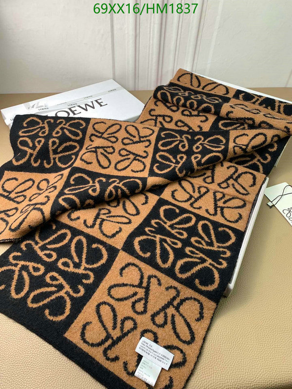 Loewe-Scarf Code: HM1837 $: 69USD