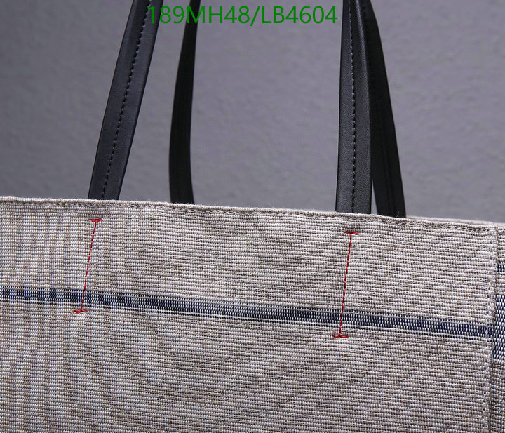 Celine-Bag-Mirror Quality Code: LB4604 $: 189USD