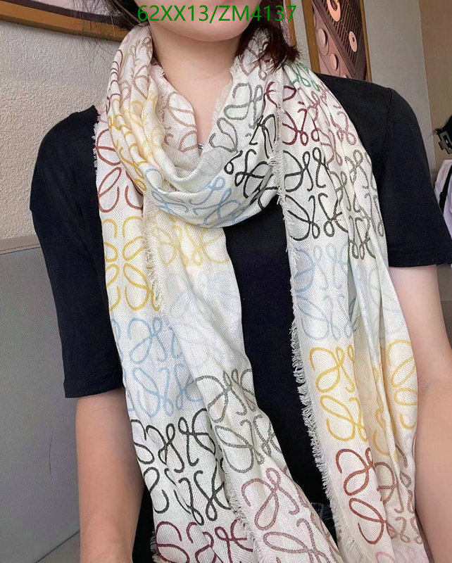 Loewe-Scarf Code: ZM4137 $: 62USD