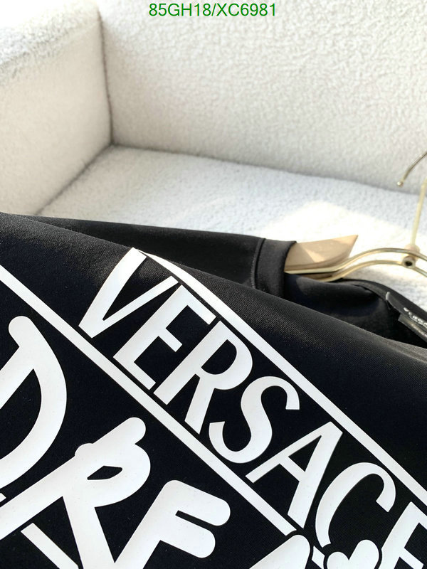 Versace-Clothing Code: XC6981 $: 85USD