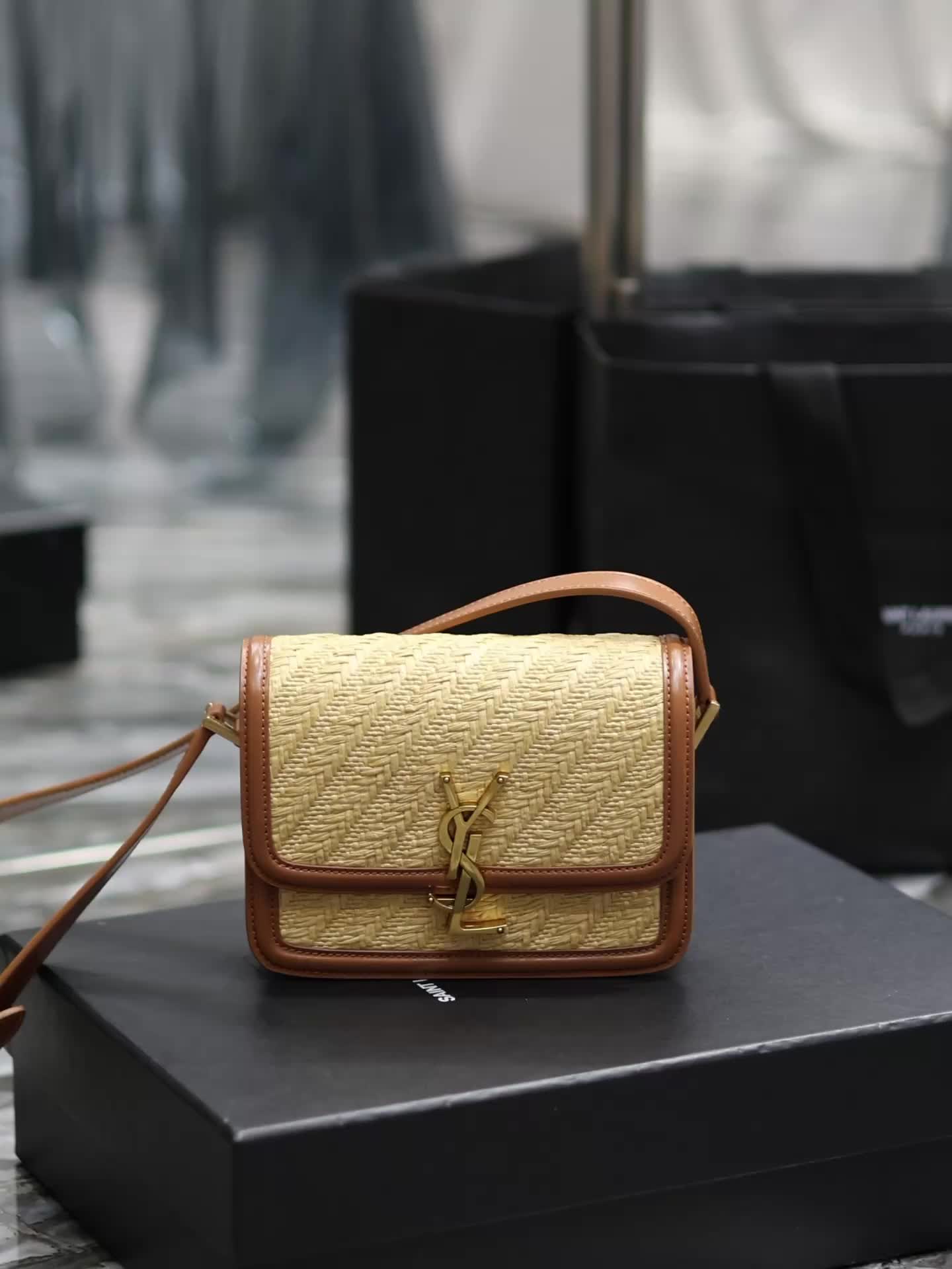 YSL-Bag-Mirror Quality Code: XB7327 $: 225USD