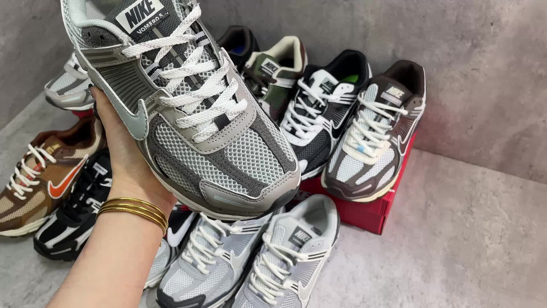 Nike-Men shoes Code: XS6615 $: 75USD