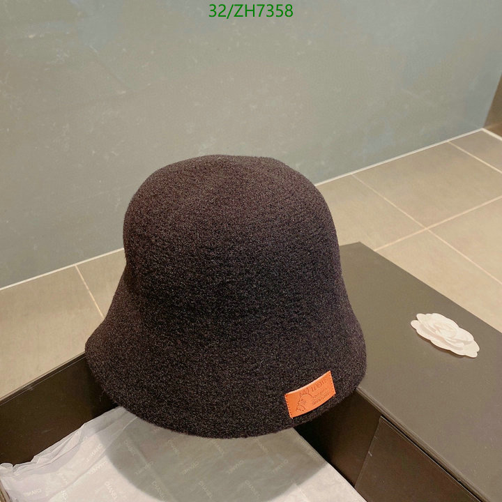 Loewe-Cap (Hat) Code: ZH7358 $: 32USD