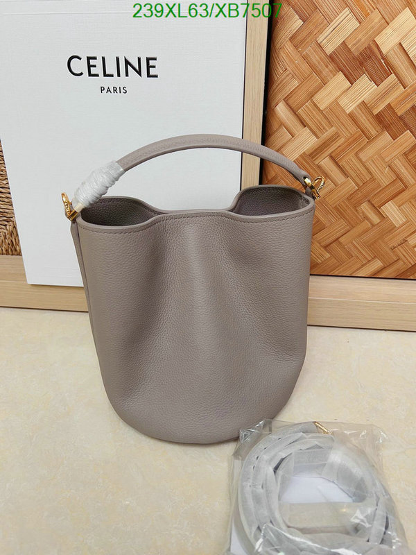 Celine-Bag-Mirror Quality Code: XB7507 $: 239USD