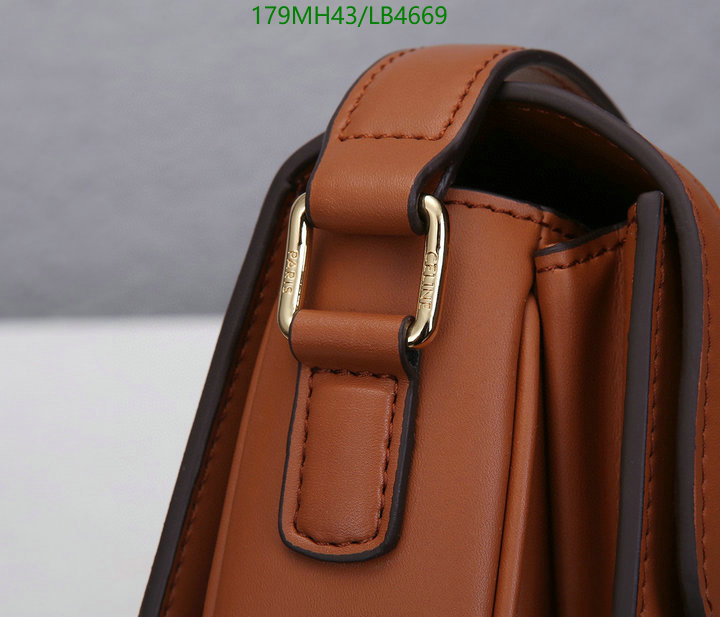 Celine-Bag-Mirror Quality Code: LB4669 $: 179USD