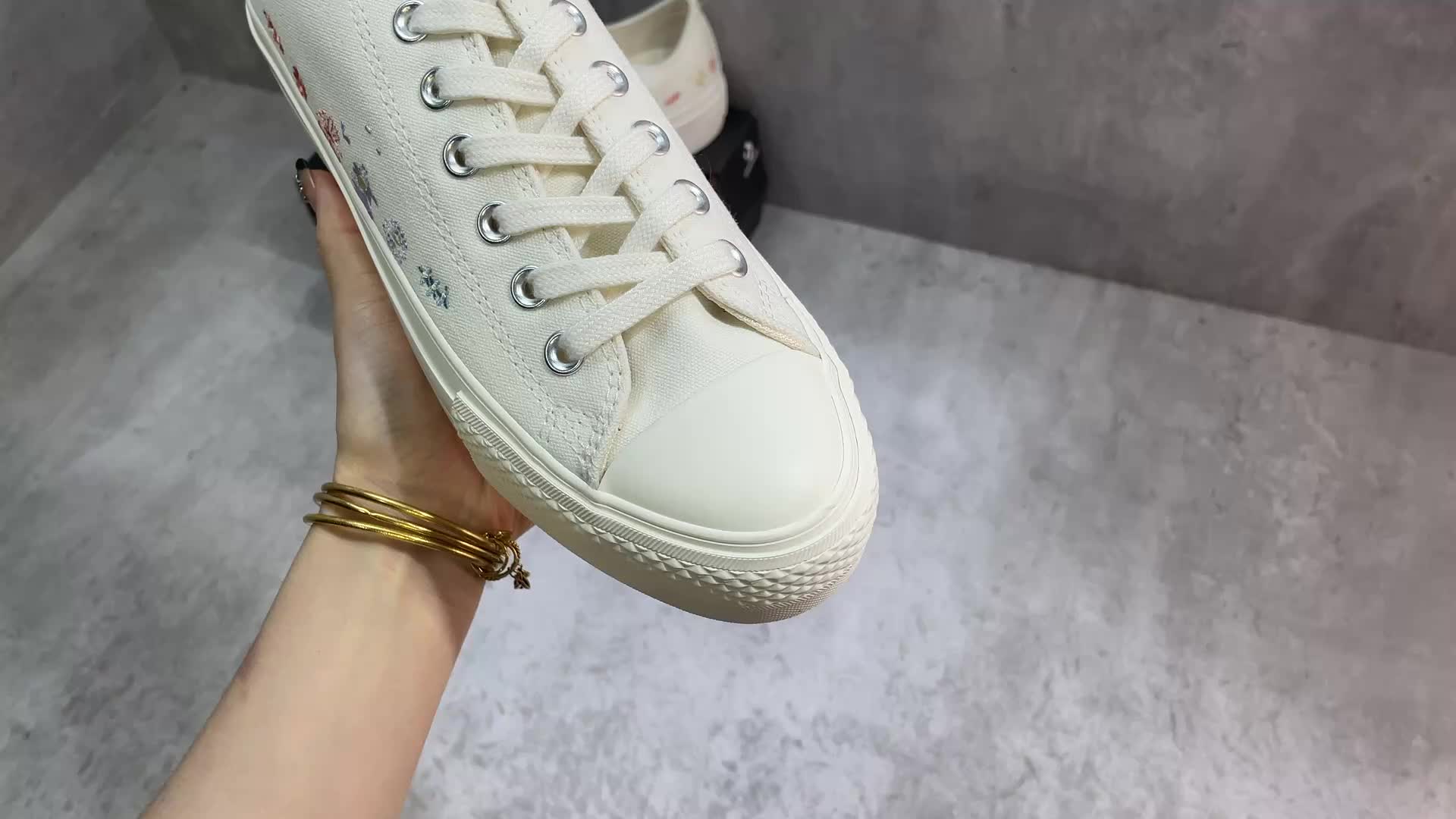 Converse-Women Shoes Code: XS6541 $: 62USD