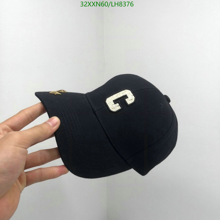 Celine-Cap (Hat) Code: LH8376 $: 32USD