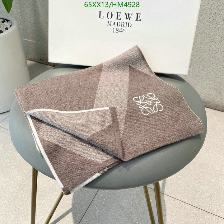 Loewe-Scarf Code: HM4928 $: 65USD