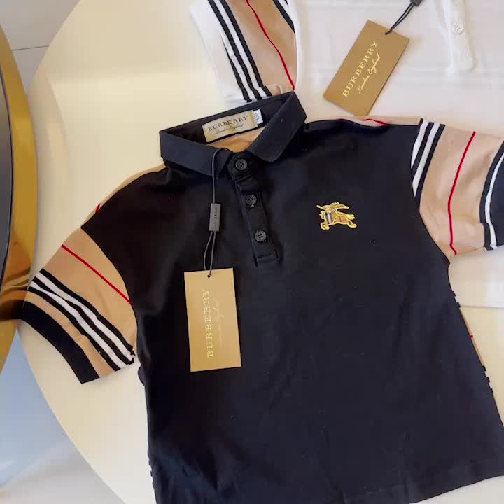 Burberry-Kids clothing Code: XC8048 $: 49USD