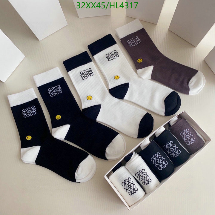 Loewe-Sock Code: HL4317 $: 32USD