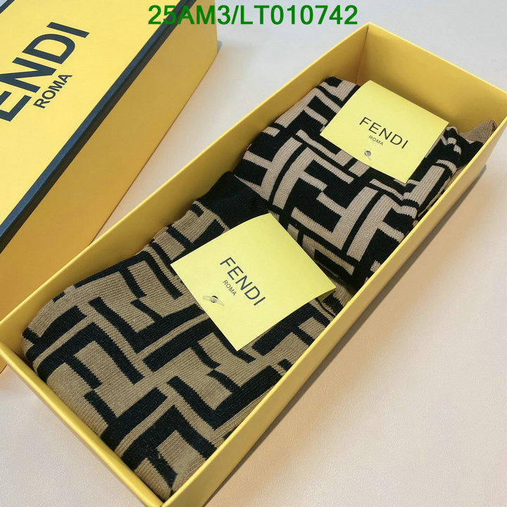 Fendi-Sock Code: LT010742 $: 25USD