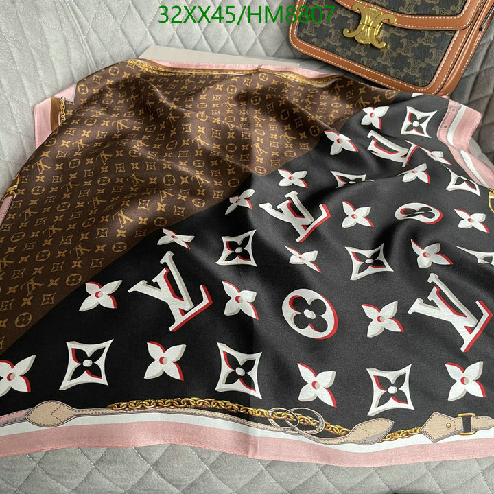 LV-Scarf Code: HM8807 $: 32USD