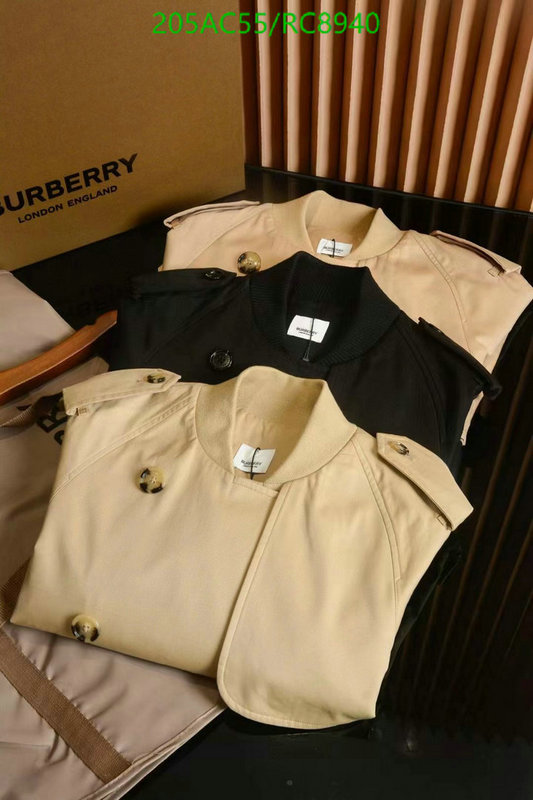 Burberry-Clothing Code: RC8940 $: 205USD