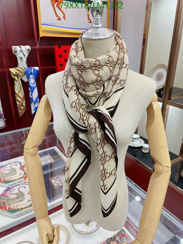 Fendi-Scarf Code: LM1332 $: 79USD