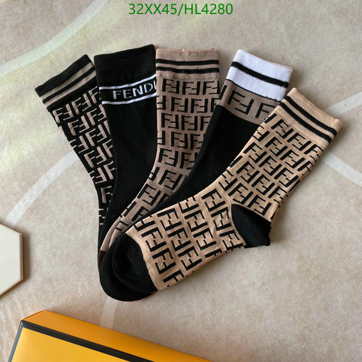 Fendi-Sock Code: HL4280 $: 32USD