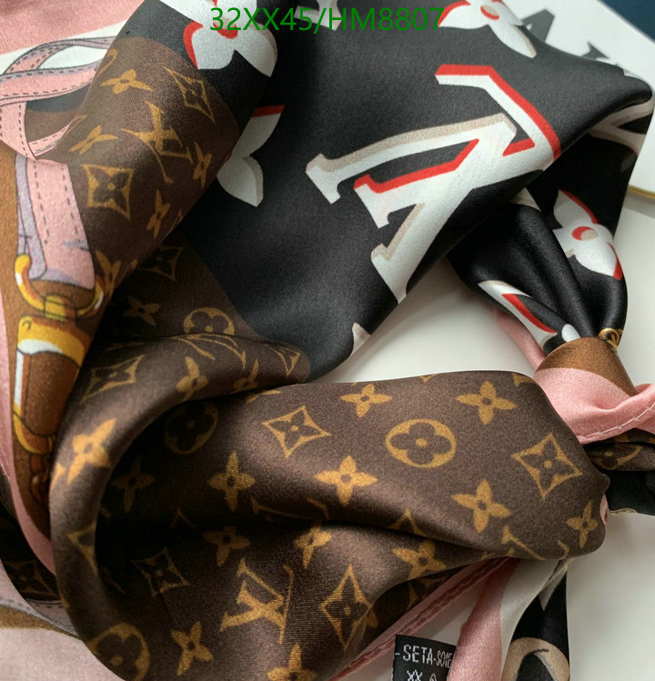 LV-Scarf Code: HM8807 $: 32USD