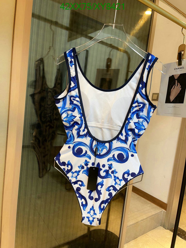 Versace-Swimsuit Code: XY8421 $: 42USD