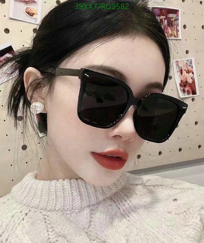 Gucci-Glasses Code: RG9582 $: 39USD