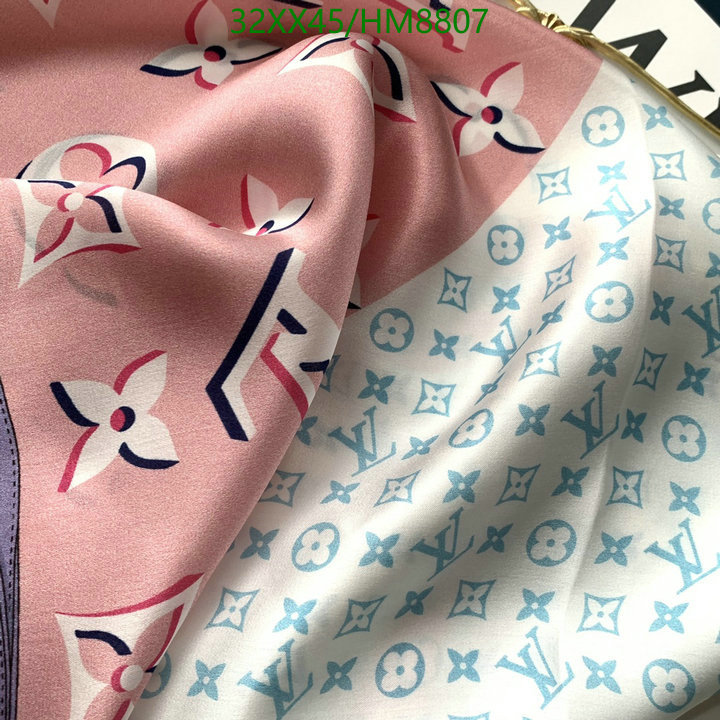 LV-Scarf Code: HM8807 $: 32USD