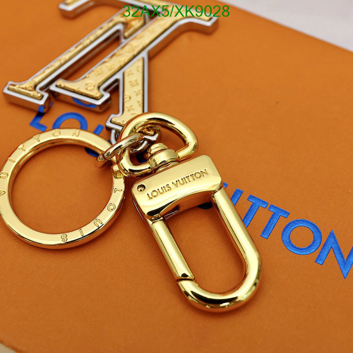 LV-Key pendant Code: XK9028 $: 32USD