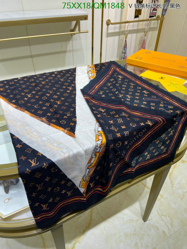 LV-Scarf Code: QM1848 $: 75USD