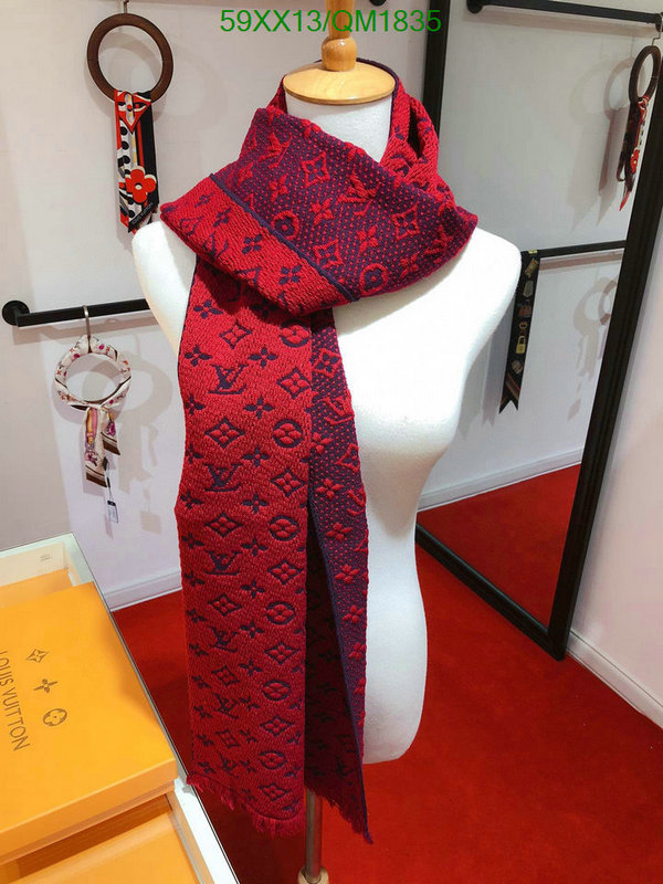 LV-Scarf Code: QM1835 $: 59USD