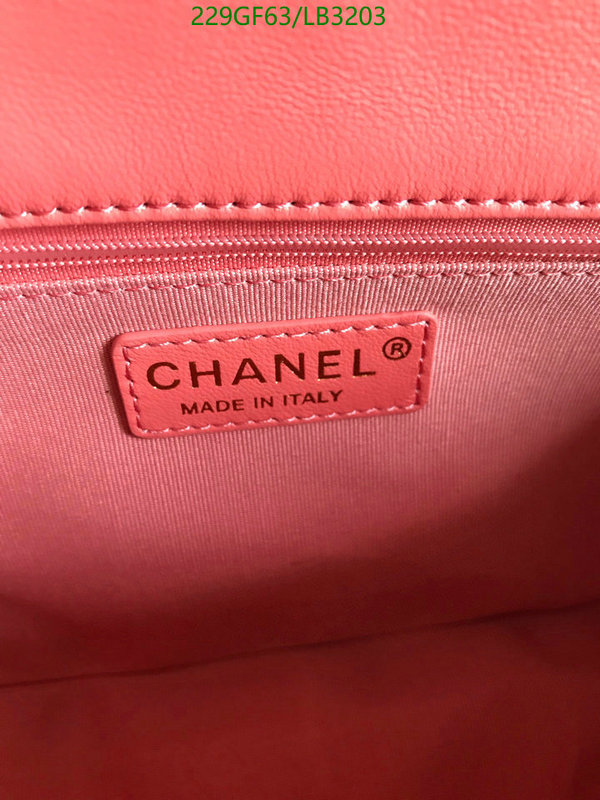 Chanel-Bag-Mirror Quality Code: LB3203 $: 229USD